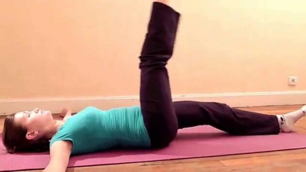 At home you can do gymnastics for the treatment and prevention of osteoarthritis of the knee joint